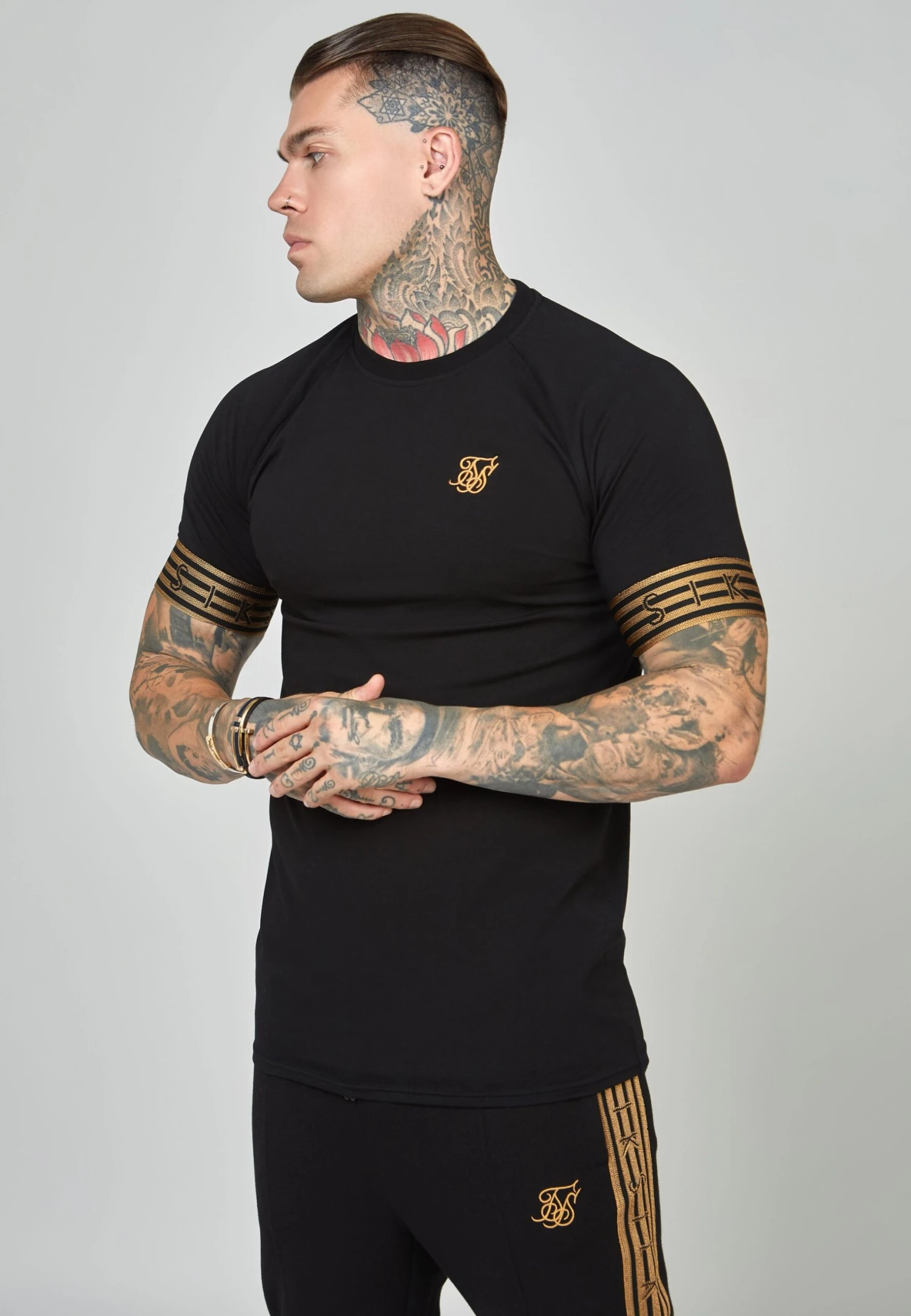 SikSilk Elastic Cuffed- T-Shirt Print - Black