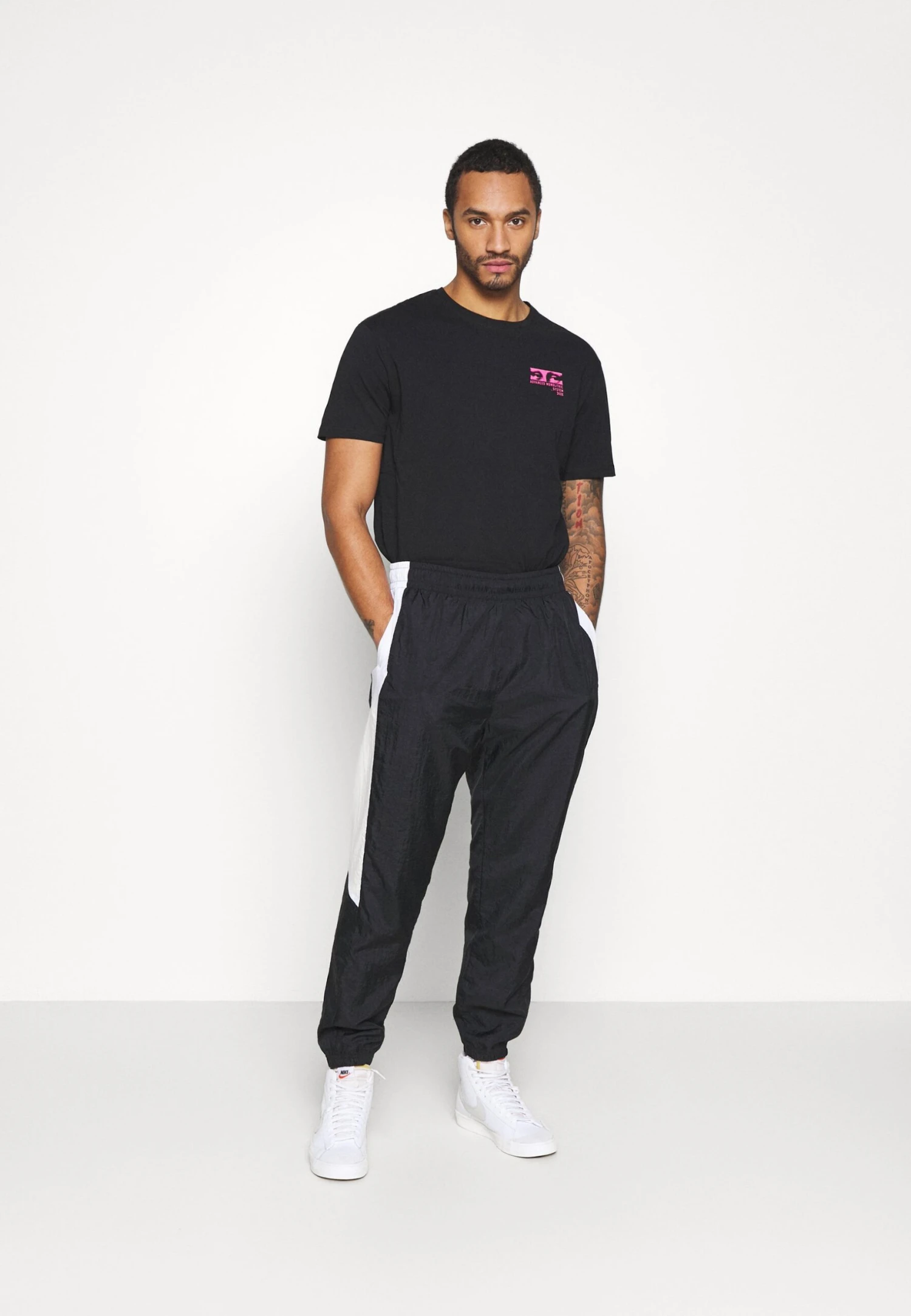 YOURTURN Unisex - T-Shirt Print - Black - Afbeelding 2