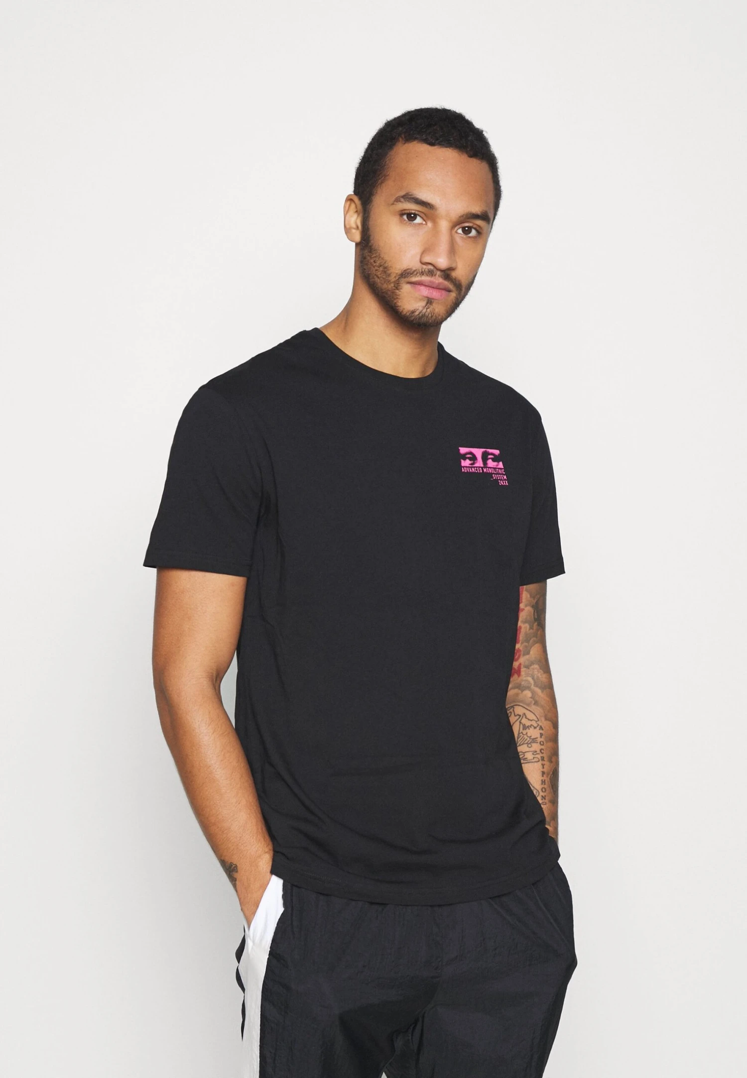 YOURTURN Unisex - T-Shirt Print - Black - Afbeelding 3