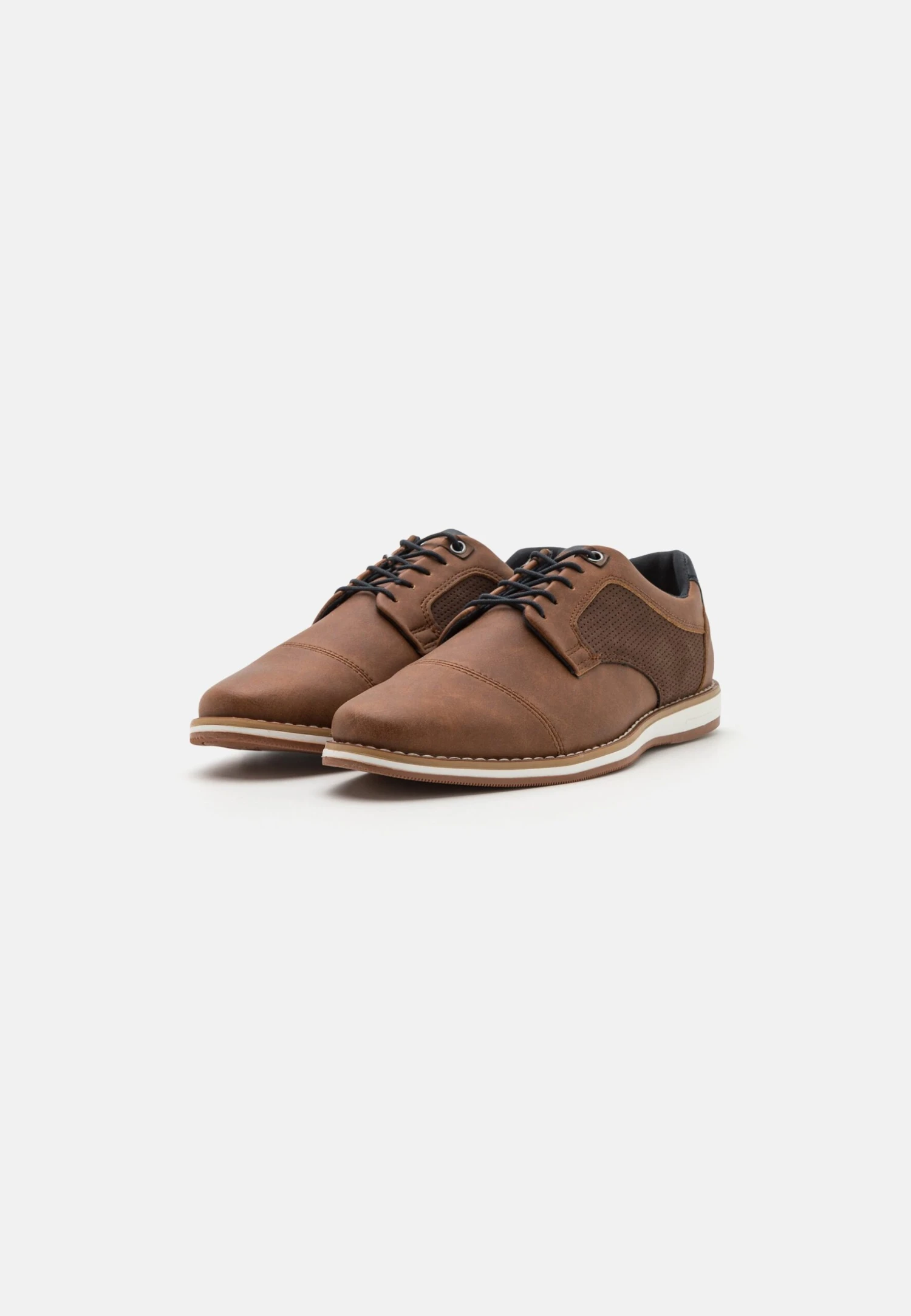 Pier One Sportieve Veterschoenen - Cognac - Afbeelding 2