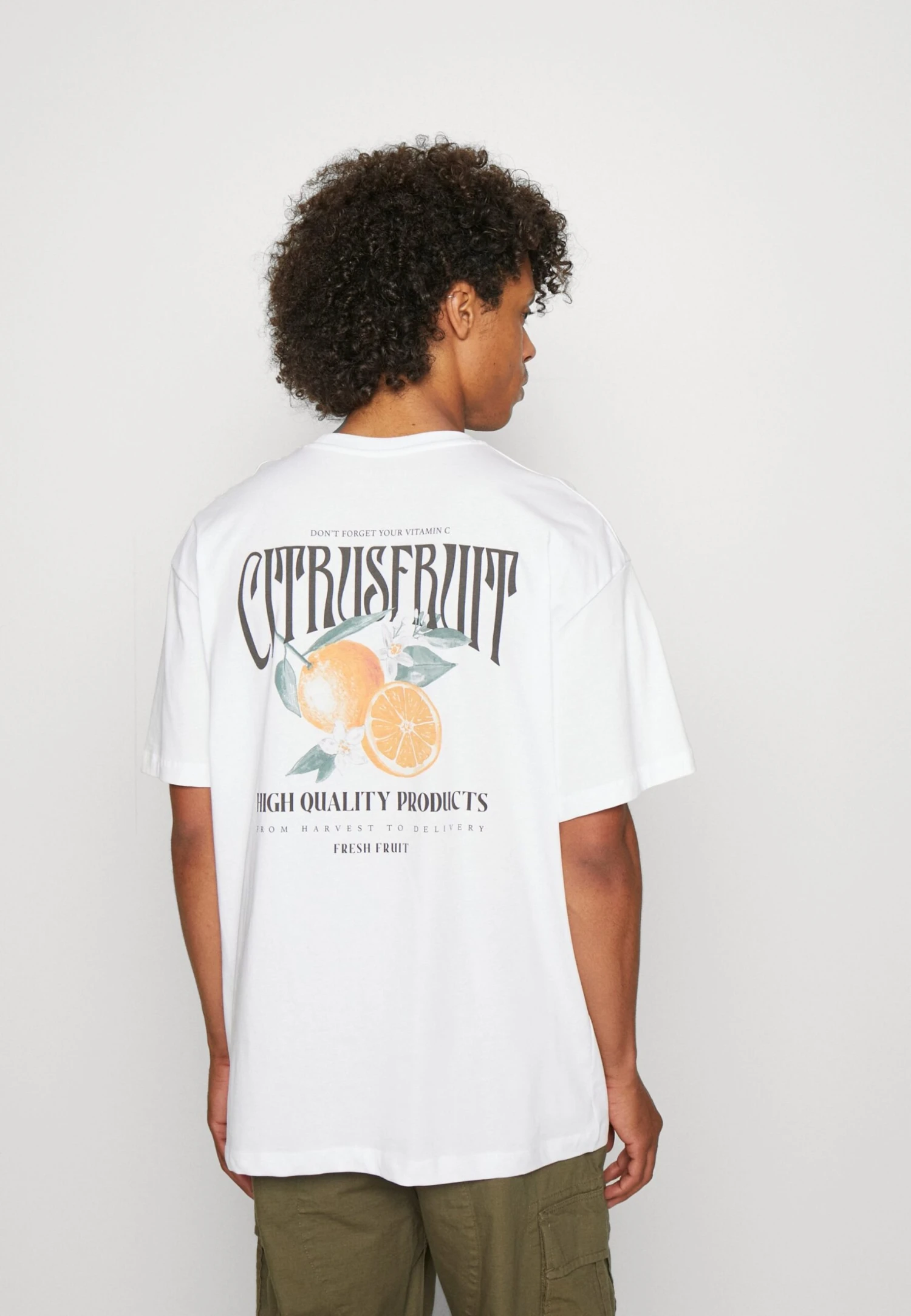 YOURTURN Orange Fruit Graphic Tee- T-Shirt Print - White - Afbeelding 3